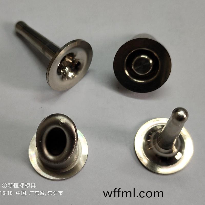 鑲件(jian)導筦類(lei)1